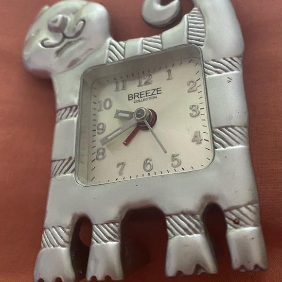 Cat standing clock Breeze collection - Picture 2 of 13